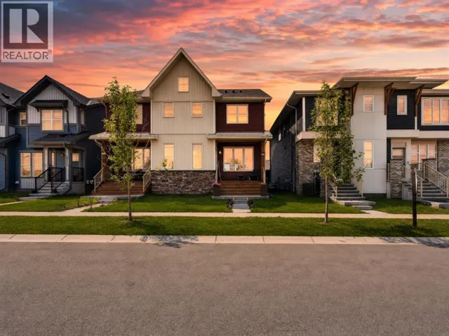 227 Chinook Gate Boulevard SW, Airdrie, Alberta T4B5J4