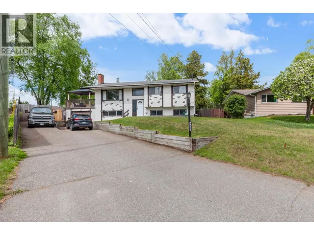 3127 WALLACE CRESCENT, Prince George, British Columbia V2K3V4