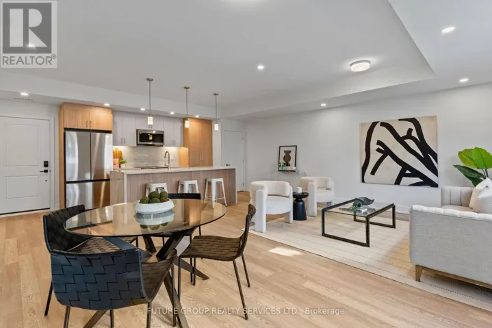 UNIT 5 - 86 KENWOOD AVENUE, Toronto (Humewood-Cedarvale), Ontario M6C2S2
