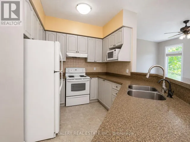 555 GRASSLANDS COURT, Waterloo, Ontario N2V2R5