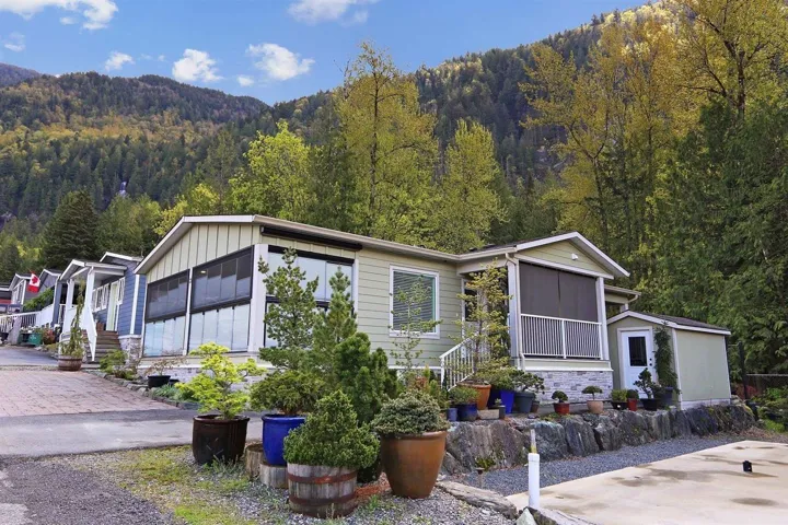 71 53480 BRIDAL FALLS ROAD, Bridal Falls, Chilliwack, British Columbia V0X1X1