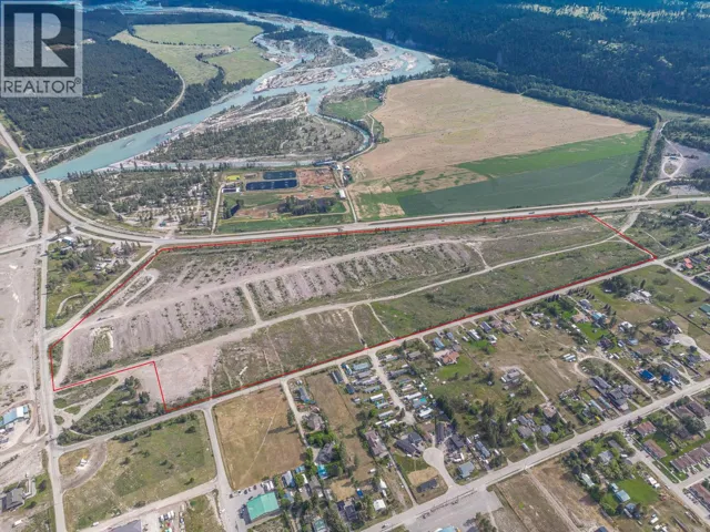 4980 BAILLIE GROHMAN Avenue, Canal Flats, British Columbia v0b1b0