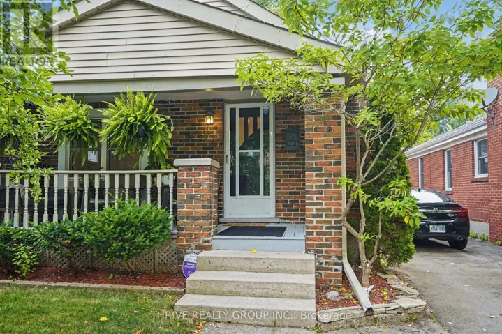 10 BYRON AVENUE E, London South (South F), Ontario N6C1C5