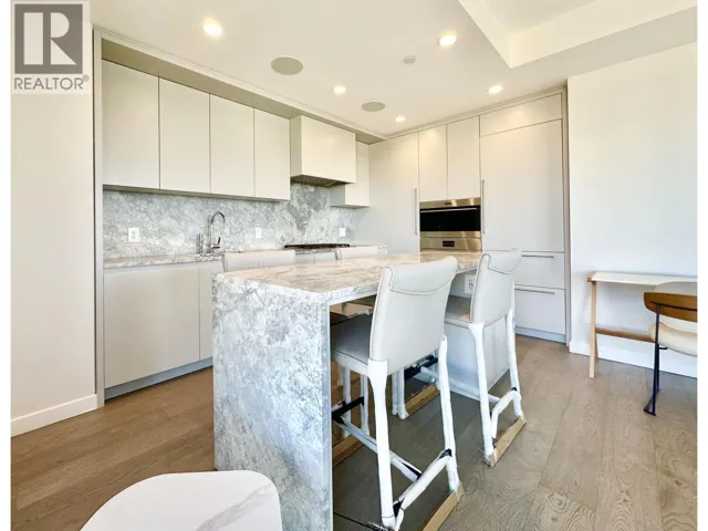 1907 7433 CAMBIE STREET, Vancouver, British Columbia V6P0J8