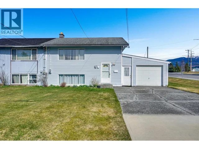 5 GREBE STREET, Kitimat, British Columbia V8C1P2