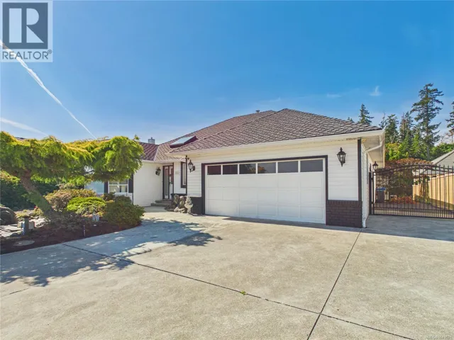 1650 Admiral Tryon Blvd, French Creek, British Columbia V9P1Y1