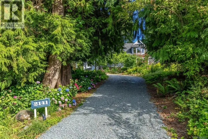 2141 Henlyn Dr, Sooke, British Columbia V9Z0N5
