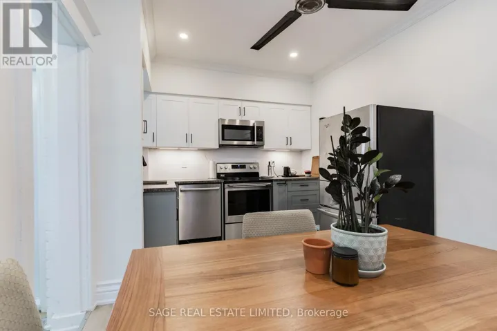MAIN - 37 RUSHOLME ROAD, Toronto (Little Portugal), Ontario M6J3H3