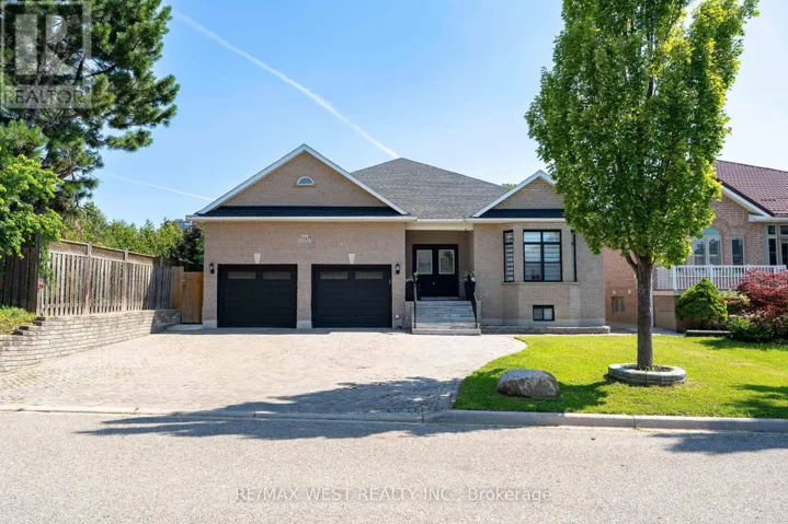 3163 ROLLING STONE COURT, Mississauga (Cooksville), Ontario L5B4G5