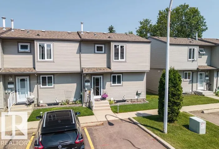 1705 LAKEWOOD RD S NW, Edmonton, Alberta T6K3B9