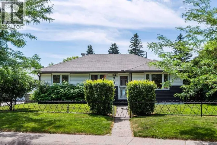 2056 Cottonwood Crescent SE, Calgary, Alberta T2B1R3