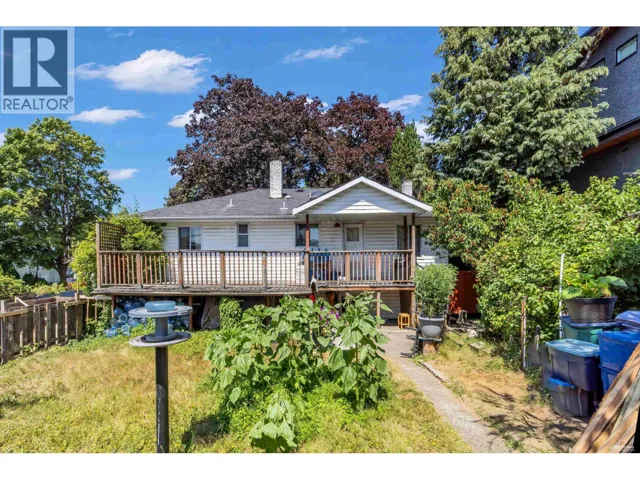 3822 KINCAID STREET, Burnaby, British Columbia V5G1V4