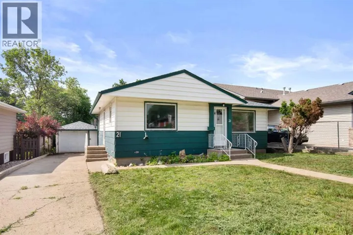 21 5 Street SW, Medicine Hat, Alberta T1A4G3