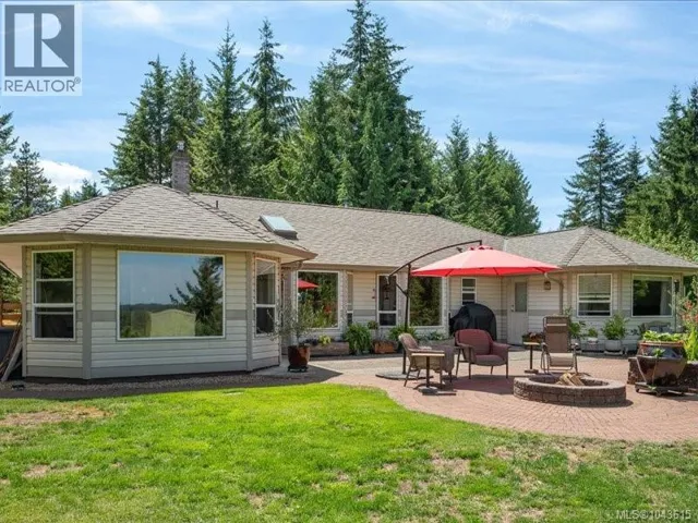 1881 Galvin Pl, Qualicum Beach, British Columbia V9K2V3