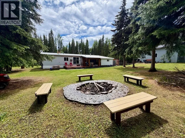 4004 WILLIAMS CRESCENT, Houston, British Columbia V0J1Z2