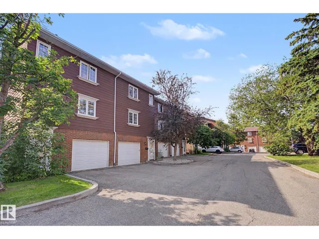 17084 67 AV NW, Edmonton, Alberta T5T1Y8