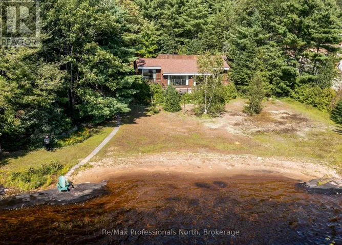 673 PENINSULA ROAD W, Gravenhurst (Wood (Gravenhurst)), Ontario P1P0E2