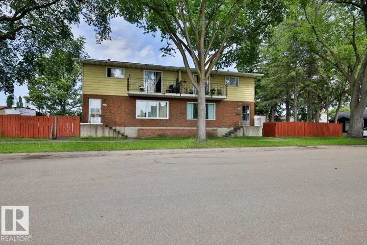 8704 8708 117 AV NW NW, Edmonton, Alberta T5B4M1