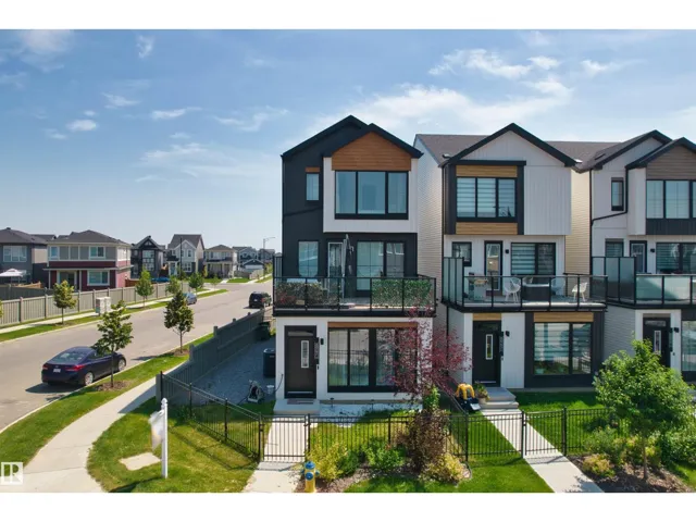 8047 227 ST NW, Edmonton, Alberta T5T7S8