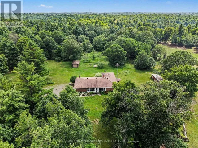 343 ENNIS ROAD, Tay Valley, Ontario K0G1A0