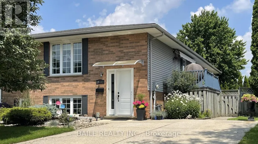 517 MC GREGOR ST STREET, Warwick (Watford), Ontario N0M2S0