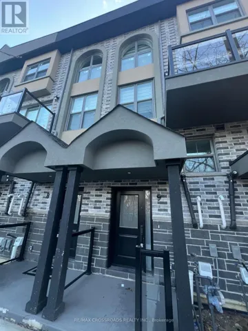 300 RAILWAY ENGINE HOUSE WAY, Whitby (Downtown Whitby), Ontario L1N0P7