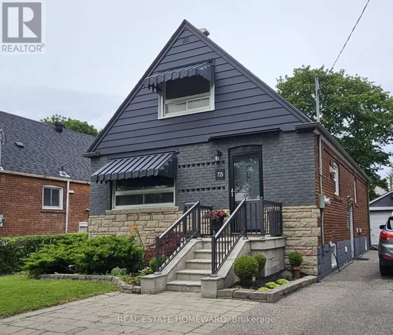 715 PHARMACY AVENUE, Toronto (Clairlea-Birchmount), Ontario M1L3J4