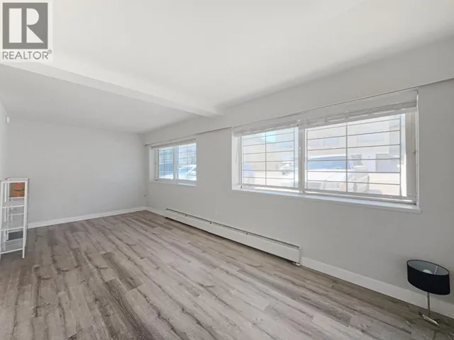 8635 FREMLIN STREET, Vancouver, British Columbia V6P3X4