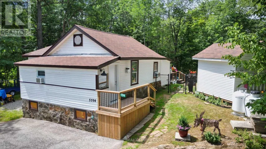 5594 UPPER BIG CHUTE ROAD, Severn, Ontario L0K1E0