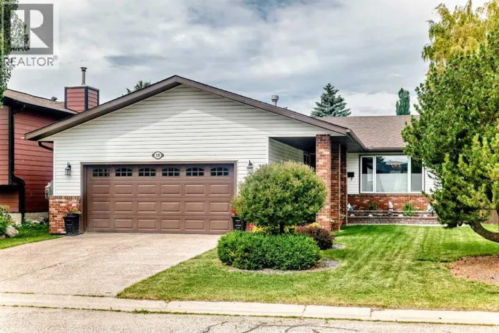 39 Deer Run Place SE, Calgary, Alberta T2J5R2