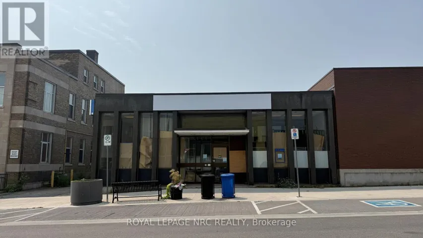 61 JARVIS STREET, Fort Erie (Central), Ontario L2A2S3