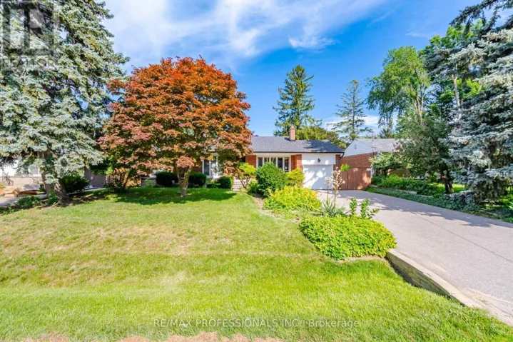 1453 GLENWATSON DRIVE, Mississauga (Lakeview), Ontario L5E2V8