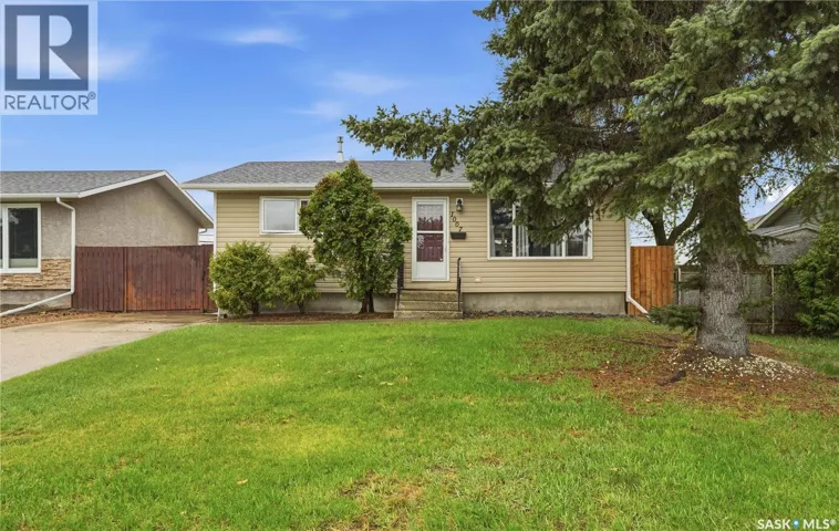 1007 Warner STREET, Moose Jaw, Saskatchewan S6H5S6