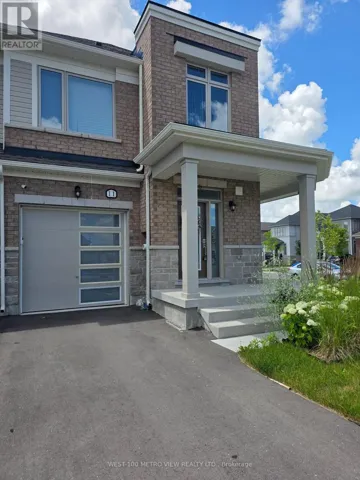 11 EDMINSTON DRIVE, Centre Wellington (Fergus), Ontario N1M0J3