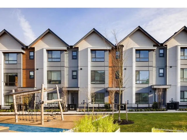57 30530 CARDINAL AVENUE, Abbotsford, British Columbia V2T0L5
