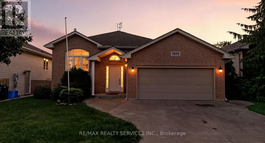 1039 CLOVER AVENUE, Windsor, Ontario N8P1V8