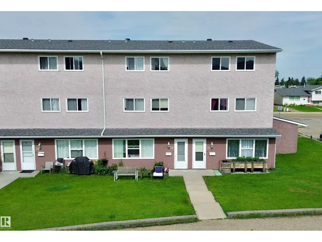#29 13580 38 ST NW, Edmonton, Alberta T5A2W7