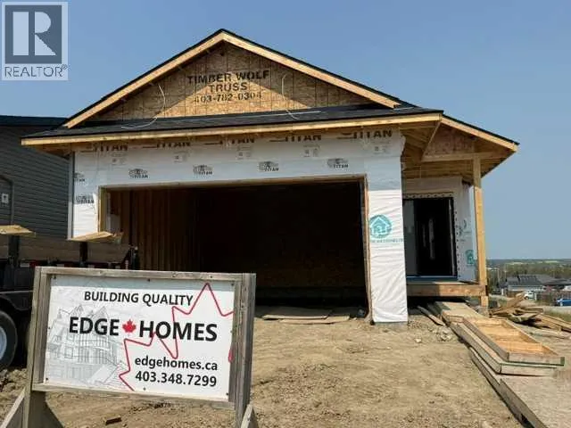 11 Vincent Gate, Sylvan Lake, Alberta T4S0V7