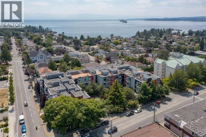 320 1315 Esquimalt Rd, Esquimalt, British Columbia V9A3P5
