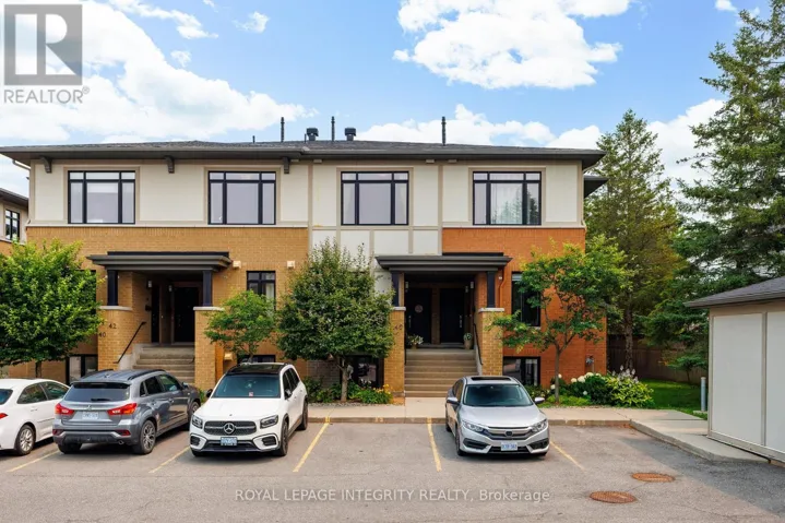 48 BERGERON PRIVATE W, Ottawa, Ontario K1C0C2
