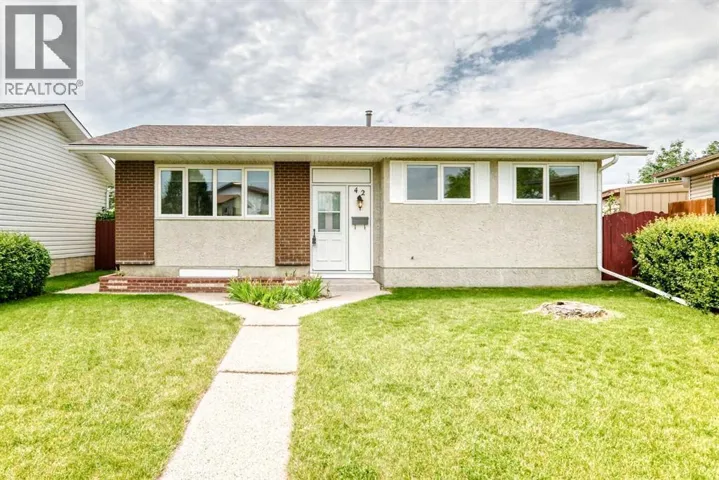 42 Rundlelawn Close NE, Calgary, Alberta T1Y3J3