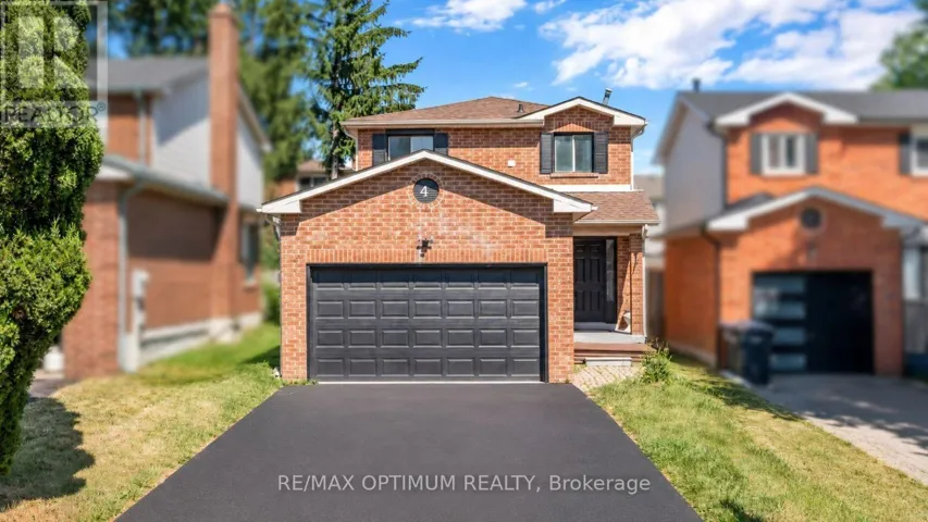 4 LAWNVIEW COURT, Brampton (Heart Lake West), Ontario L7G1T4