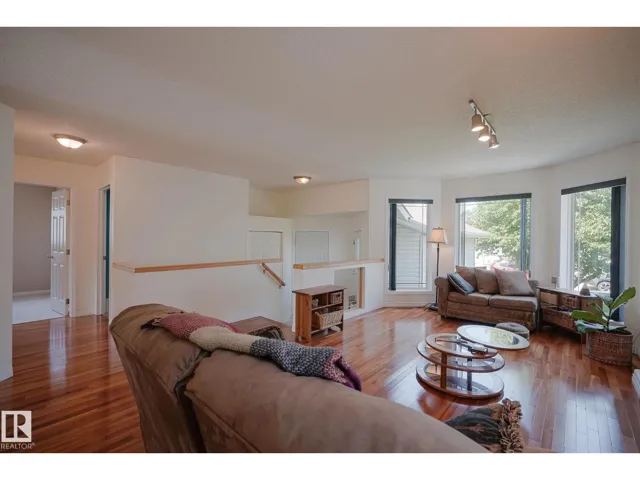 189 FORREST DR, Sherwood Park, Alberta T8A6A9