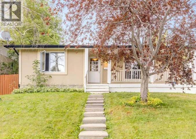 7 Lake Sylvan Close SE, Calgary, Alberta T2J3E5