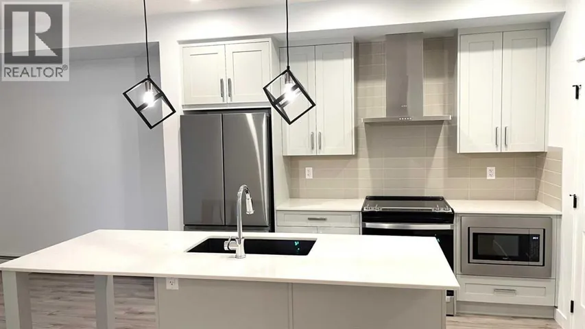 115, 40 Sage Hill NW, Calgary, Alberta T3R2C5