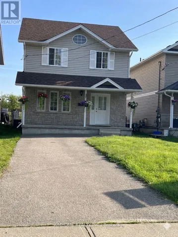 36 GRAND RIVER AVENUE, Brantford, Ontario N3T4W7