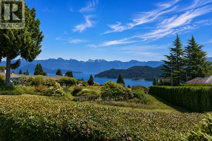 21 544 EAGLECREST DRIVE, Gibsons, British Columbia V0N1V8