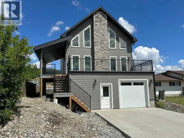 8305 18 Avenue, Coleman, Alberta T0K0M0