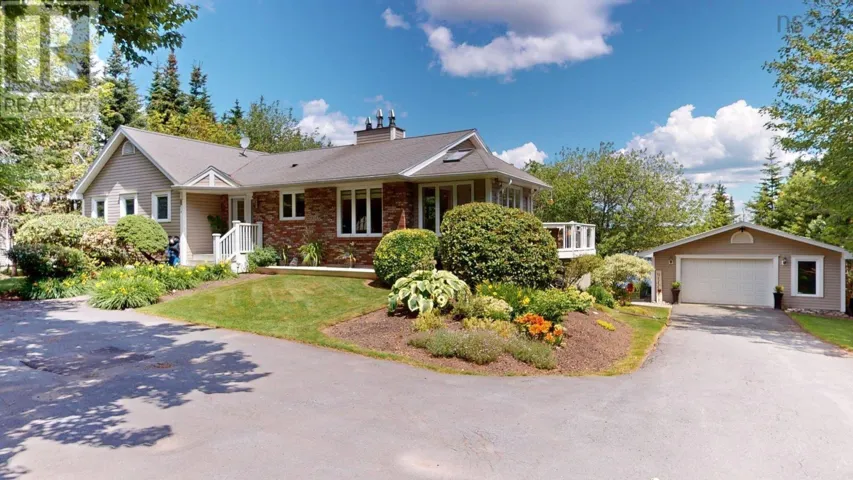 152 Capri Drive, West Porters Lake, Nova Scotia B3E1L6
