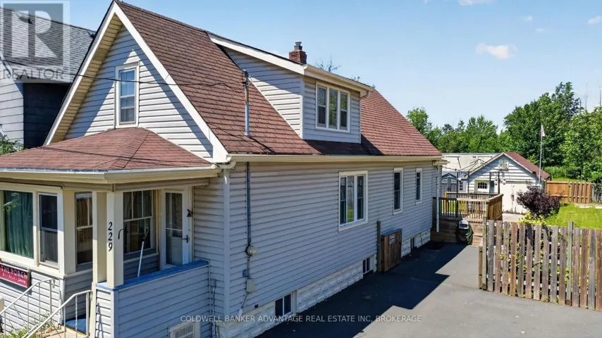 229 BROADWAY AVENUE, Welland (Broadway), Ontario L3C5L7
